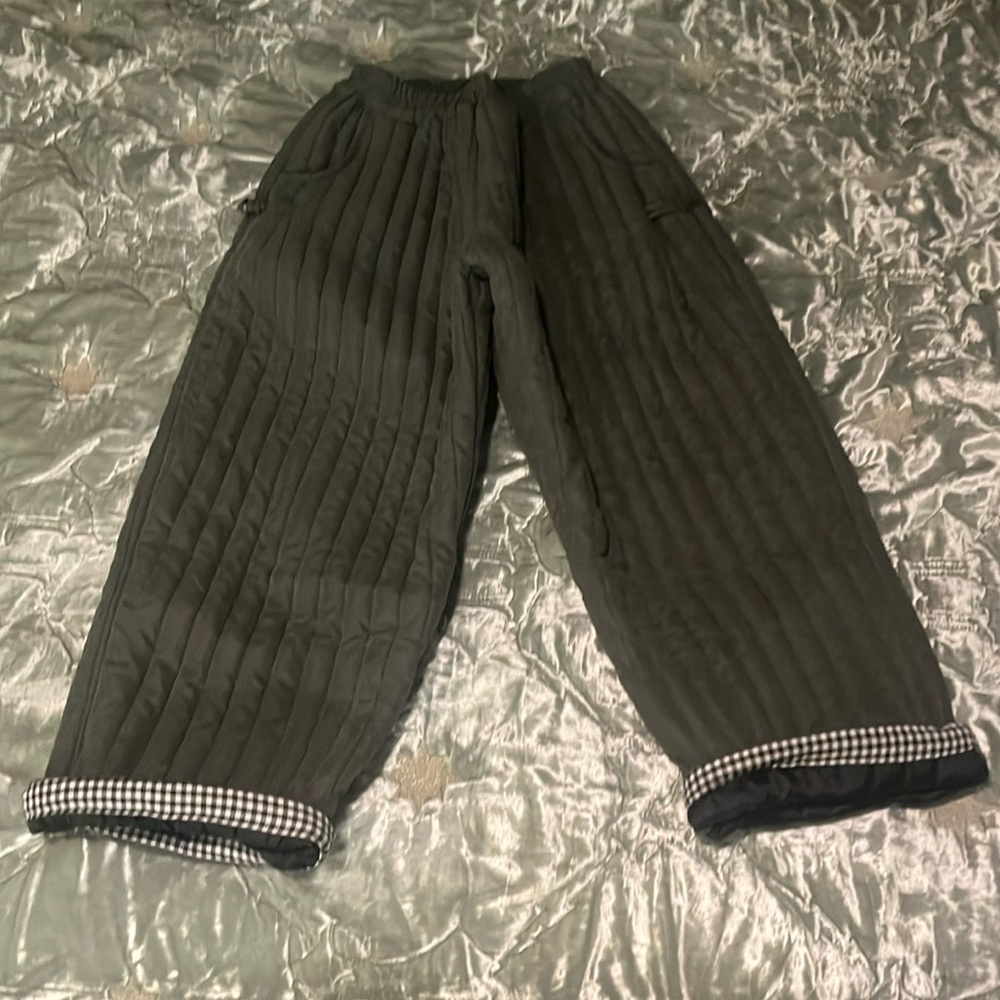 Olive green quilted pant